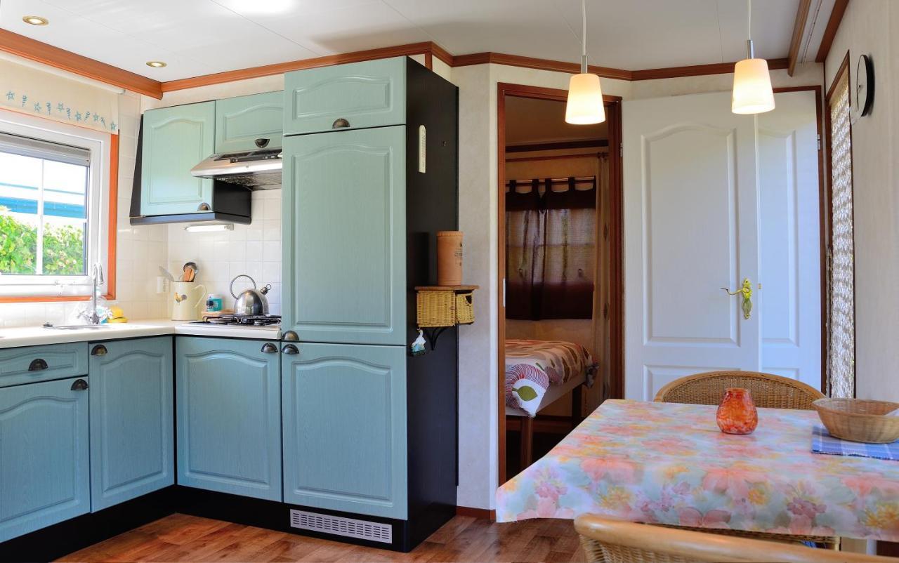Chalet Ketjil Oostvoorne Kültér fotó